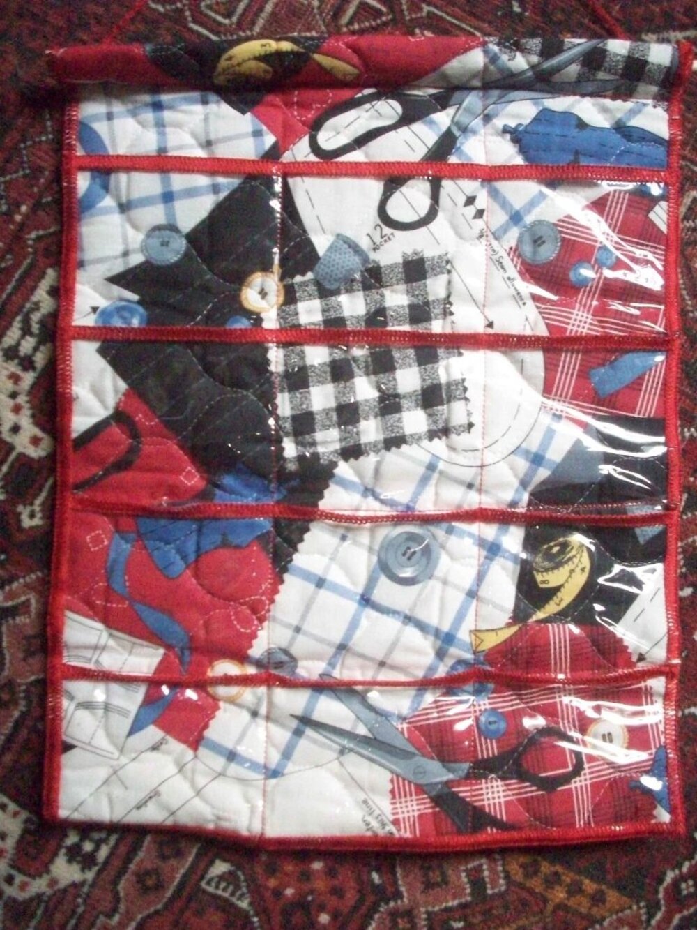 HANGING ORGANIZER QUILTED CLEAR POCKETS Sewing Crafts Makeup Cosmetics JEWELRY